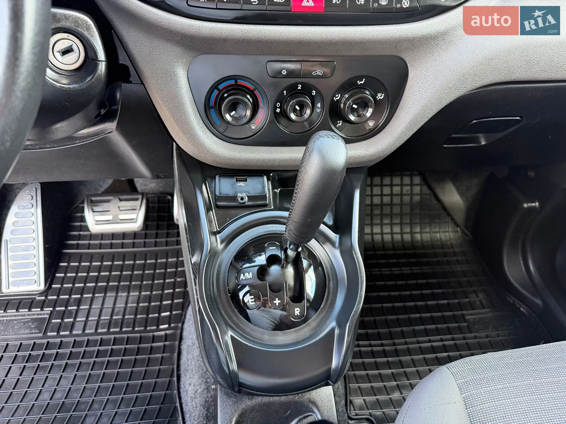 2016 Fiat Doblo - мініатюра 39