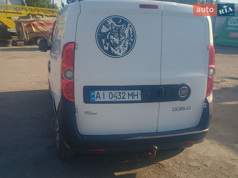 Минивэн Fiat Doblo 2012 в Киеве