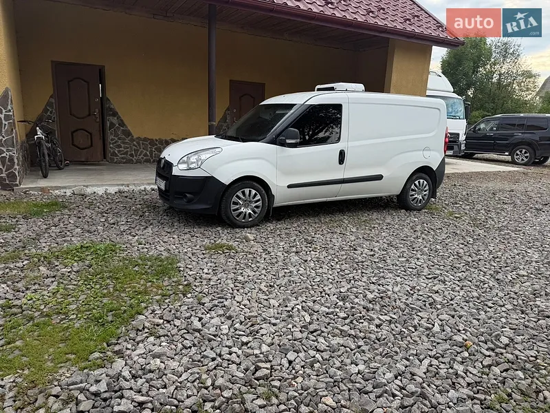 Fiat Doblo 2012
