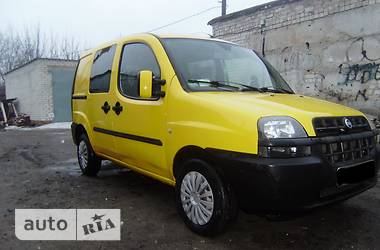 Грузопассажирский фургон Fiat Doblo 2005 в 