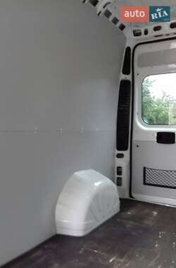 Вантажний фургон Fiat Ducato 2014 в 