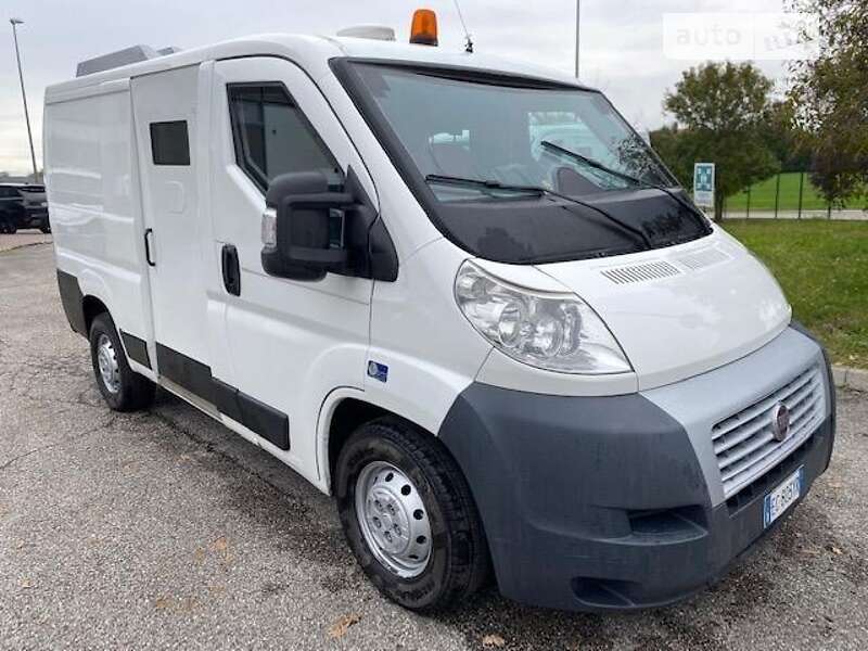 Броньований автомобіль Fiat Ducato 2009 в Харкові