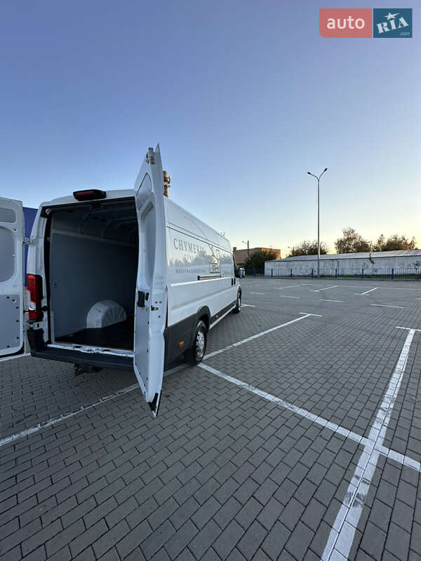 Вантажний фургон Fiat Ducato 2017 в Нововолинську
