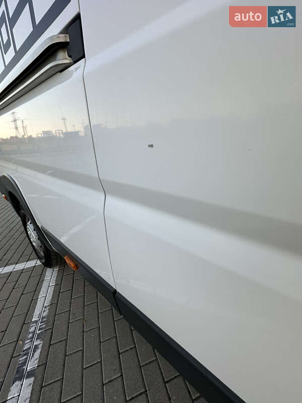 Вантажний фургон Fiat Ducato 2017 в Нововолинську
