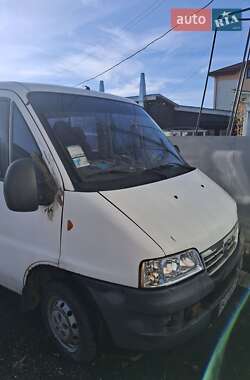 Вантажопасажирський фургон Fiat Ducato 2002 в Львові