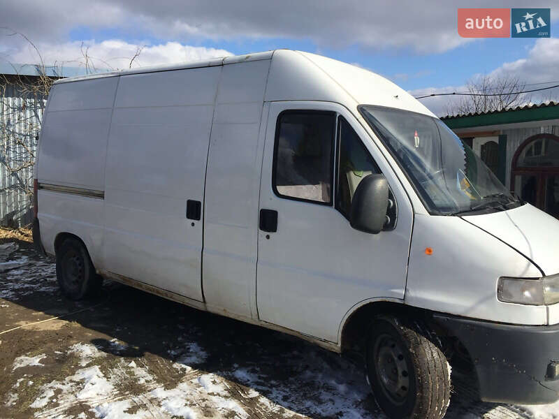 Вантажний фургон Fiat Ducato 1998 в 