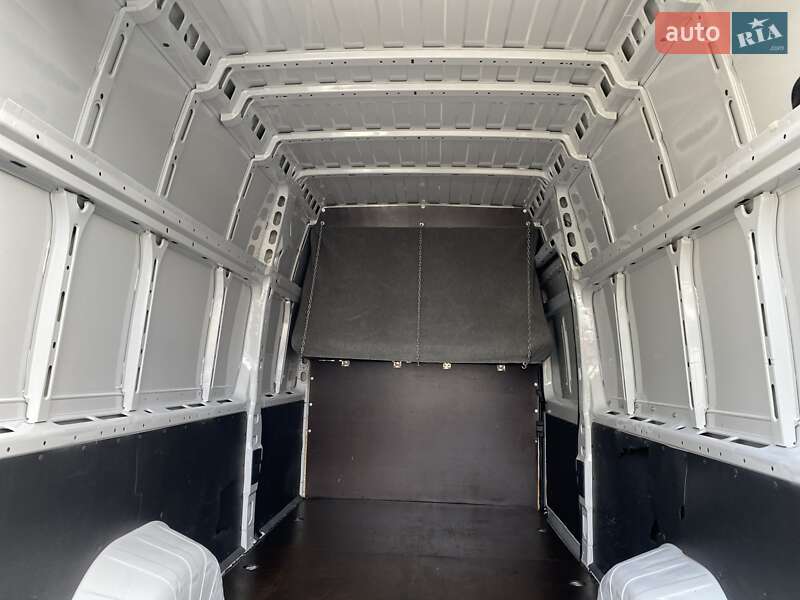 Вантажний фургон Fiat Ducato 2022 в Хусті