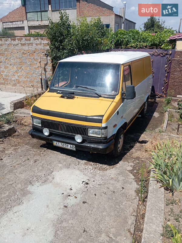 Грузовой фургон Fiat Ducato 1991 в Николаеве