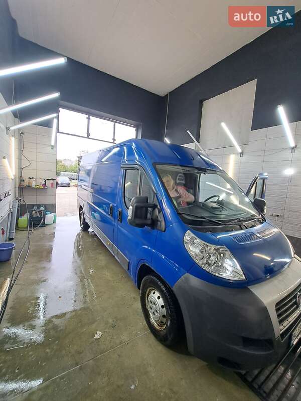 Грузовой фургон Fiat Ducato 2012 в Новояворовске