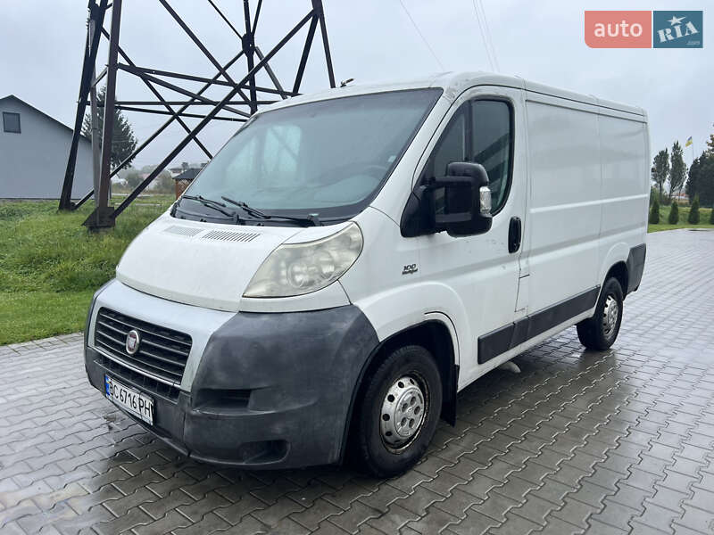 Вантажний фургон Fiat Ducato 2007 в Львові