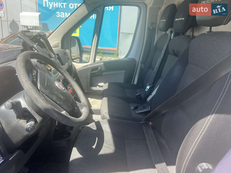 Вантажний фургон Fiat Ducato 2015 в Львові