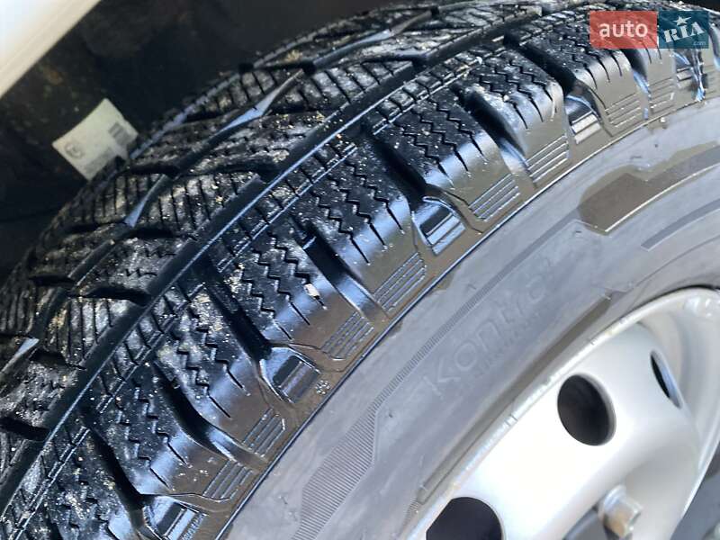 Вантажний фургон Fiat Ducato 2022 в Хусті