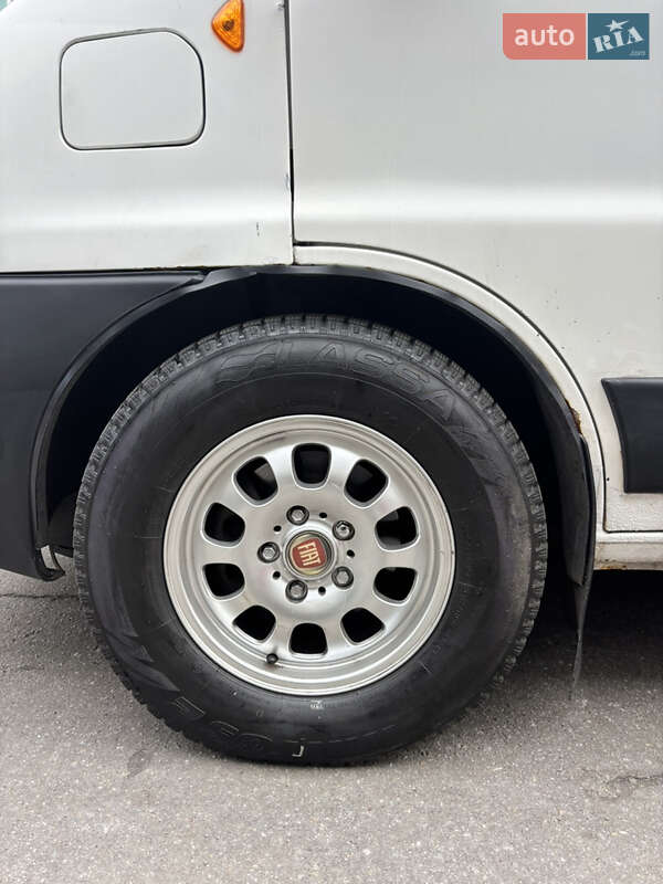 Вантажопасажирський фургон Fiat Ducato 2003 в Києві