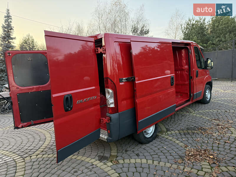 Грузовой фургон Fiat Ducato 2012 в Жовкве