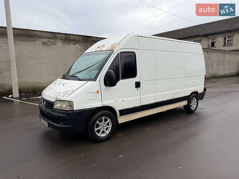 Вантажний фургон Fiat Ducato 2002 в Перечині