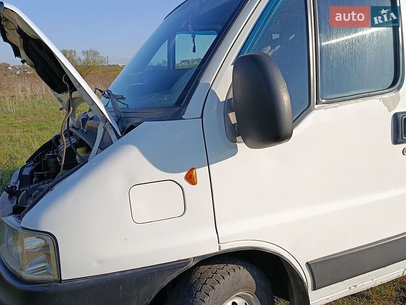 Вантажопасажирський фургон Fiat Ducato 2005 в Дунаївцях