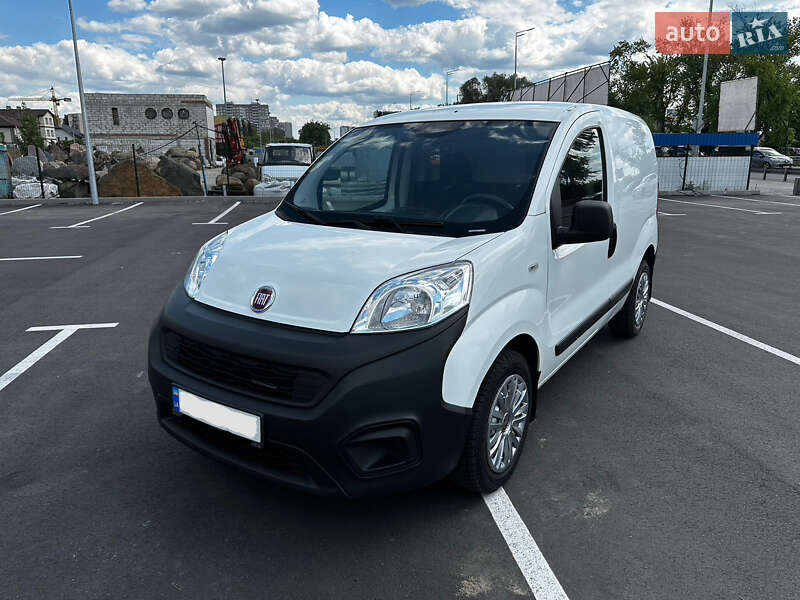 Грузовой фургон Fiat Fiorino 2021 в 