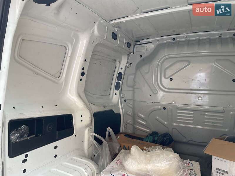 Грузовой фургон Fiat Fiorino 2017 в Киеве фото 22 Грузовой фургон Fiat Fiorino 2017 в Киеве