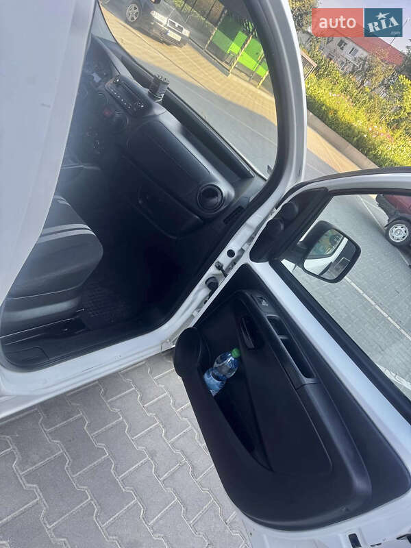 Вантажний фургон Fiat Fiorino 2013 в Збаражі фото 11 Вантажний фургон Fiat Fiorino 2013 в Збаражі