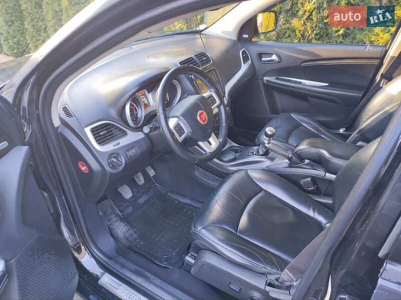 Позашляховик / Кросовер Fiat Freemont 2015 в Дрогобичі