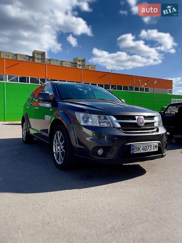 Внедорожник / Кроссовер Fiat Freemont 2015 в Ровно