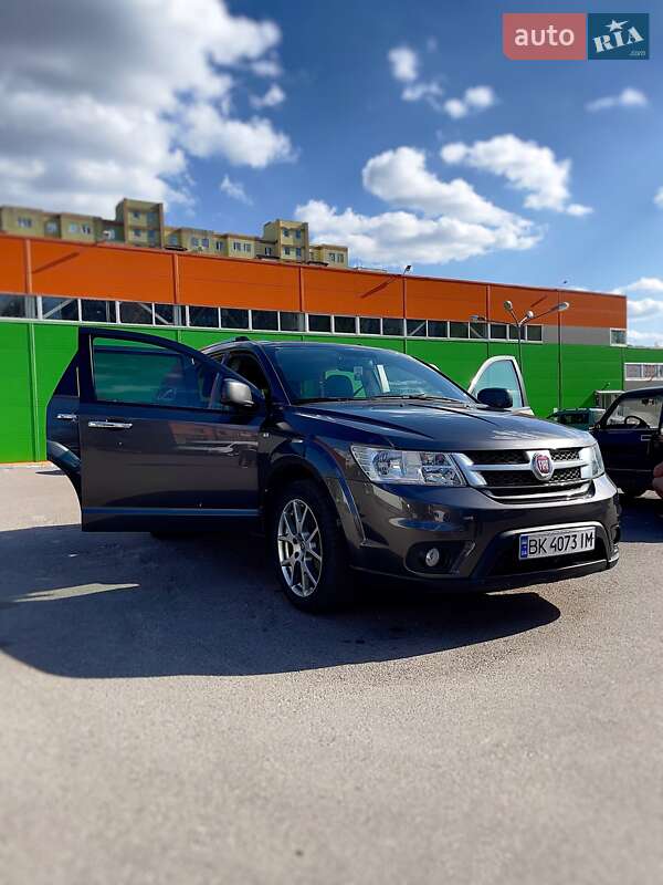 Внедорожник / Кроссовер Fiat Freemont 2015 в Ровно