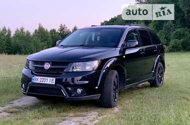 Позашляховик / Кросовер Fiat Freemont 2014 в Вараші