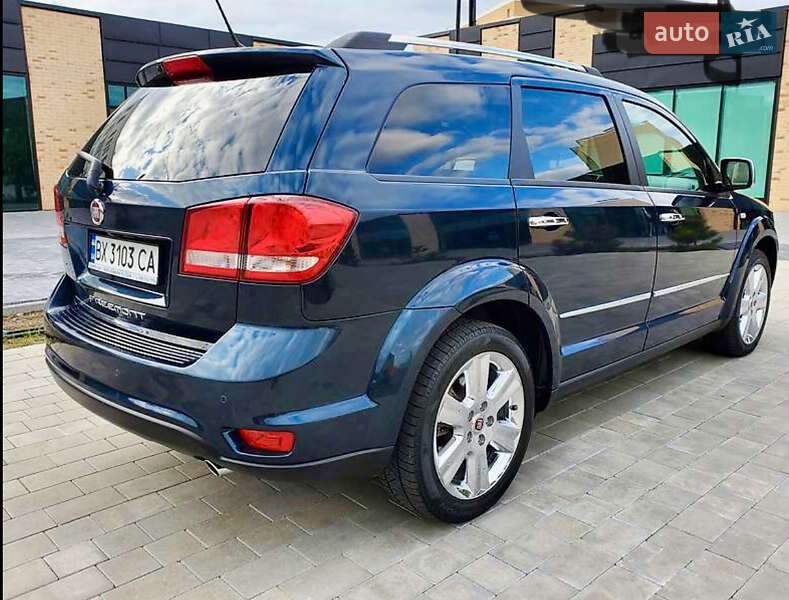 Внедорожник / Кроссовер Fiat Freemont 2013 в Каменец-Подольском