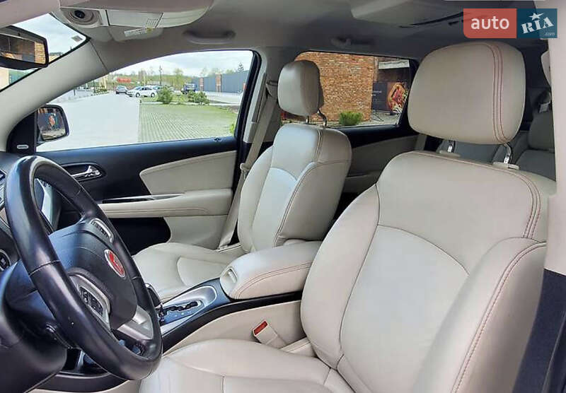 Внедорожник / Кроссовер Fiat Freemont 2013 в Каменец-Подольском