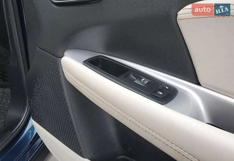 Внедорожник / Кроссовер Fiat Freemont 2013 в Каменец-Подольском