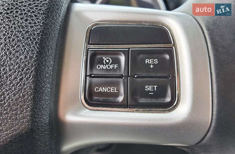 Внедорожник / Кроссовер Fiat Freemont 2013 в Каменец-Подольском