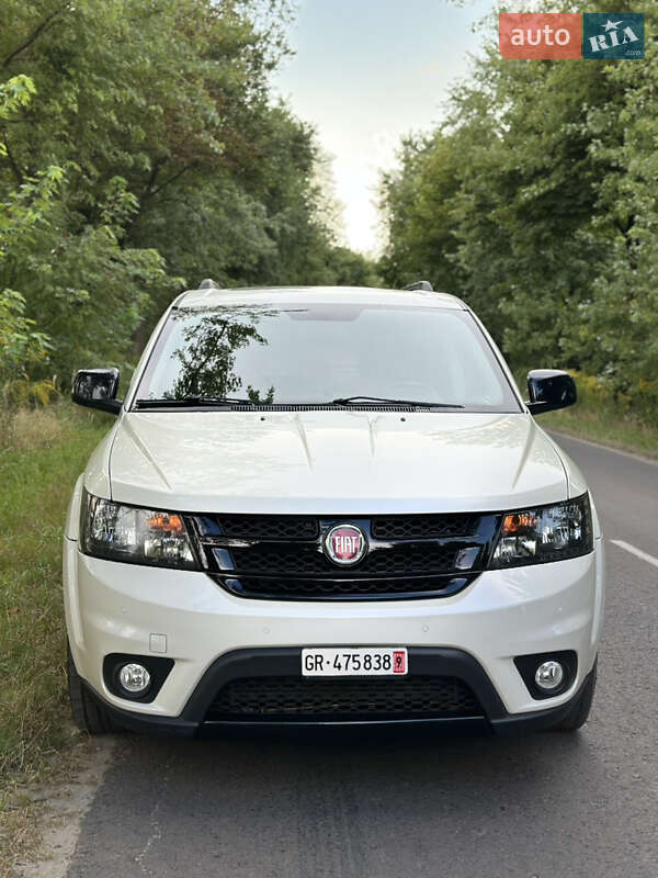 Внедорожник / Кроссовер Fiat Freemont 2014 в Львове