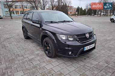 Позашляховик / Кросовер Fiat Freemont 2014 в 