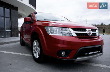 Внедорожник / Кроссовер Fiat Freemont 2013 в 