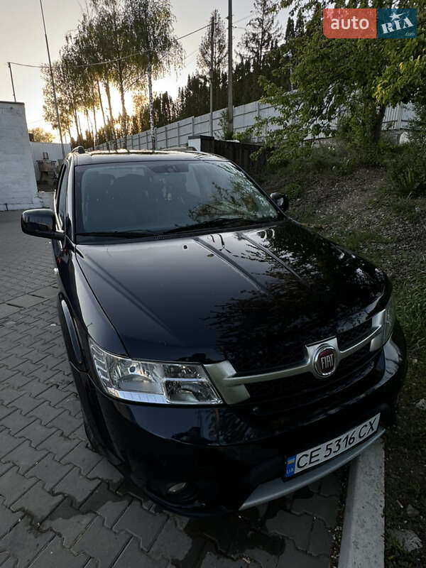 Внедорожник / Кроссовер Fiat Freemont 2012 в 