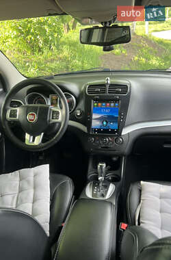 Внедорожник / Кроссовер Fiat Freemont 2013 в 