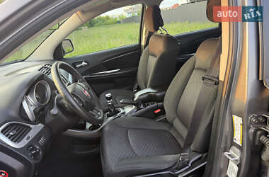 Внедорожник / Кроссовер Fiat Freemont 2011 в 