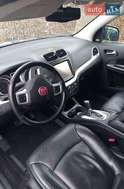 Внедорожник / Кроссовер Fiat Freemont 2013 в 