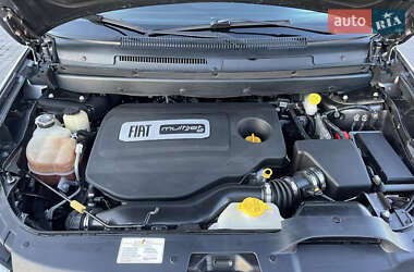 Внедорожник / Кроссовер Fiat Freemont 2012 в 