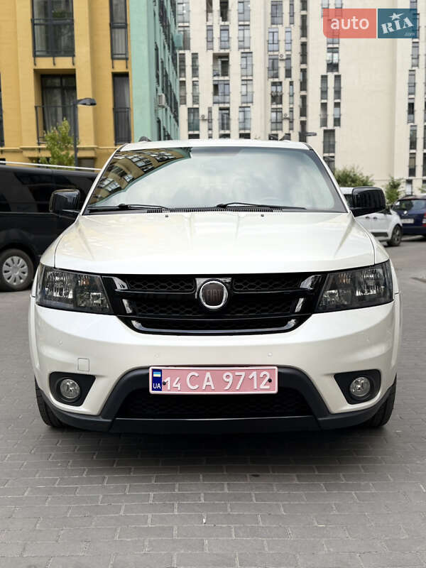 Позашляховик / Кросовер Fiat Freemont 2014 в Львові