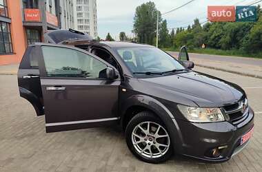 Внедорожник / Кроссовер Fiat Freemont 2014 в 