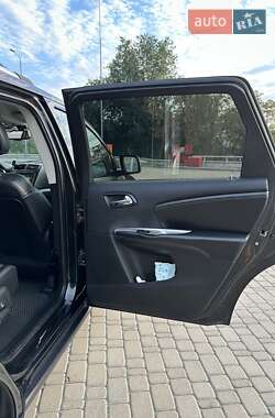 Внедорожник / Кроссовер Fiat Freemont 2013 в 