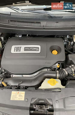 Внедорожник / Кроссовер Fiat Freemont 2014 в 