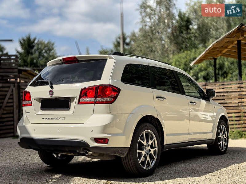 Позашляховик / Кросовер Fiat Freemont 2015 в Бродах