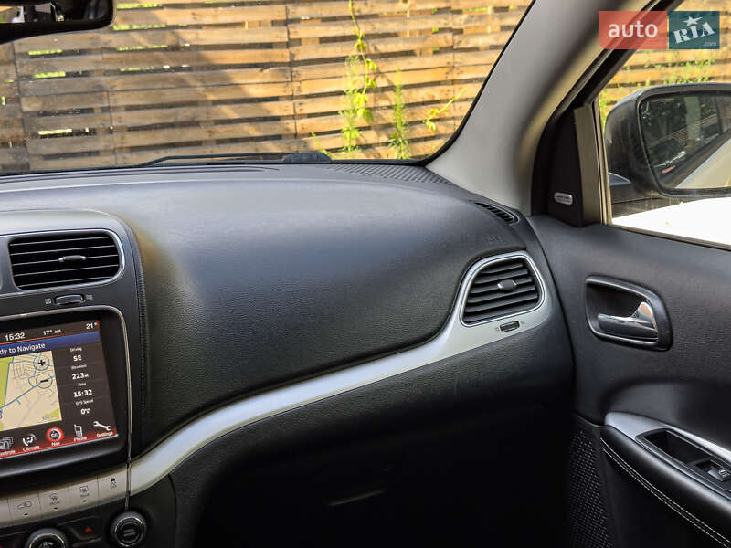 Позашляховик / Кросовер Fiat Freemont 2015 в Бродах