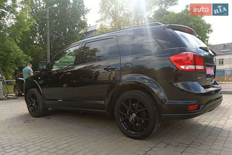 Внедорожник / Кроссовер Fiat Freemont 2015 в Ивано-Франковске