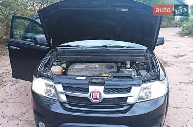 Внедорожник / Кроссовер Fiat Freemont 2014 в 