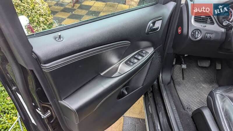 Позашляховик / Кросовер Fiat Freemont 2014 в Радивиліві