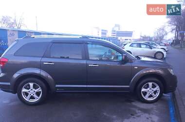 Позашляховик / Кросовер Fiat Freemont 2014 в  фото 2 Позашляховик / Кросовер Fiat Freemont 2014 в