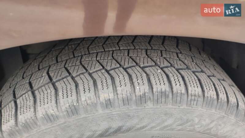 Внедорожник / Кроссовер Fiat Freemont 2012 в Вараше